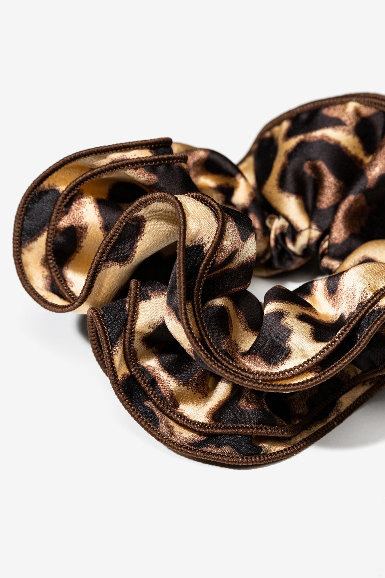 Leopard Print Volume Scrunchie
