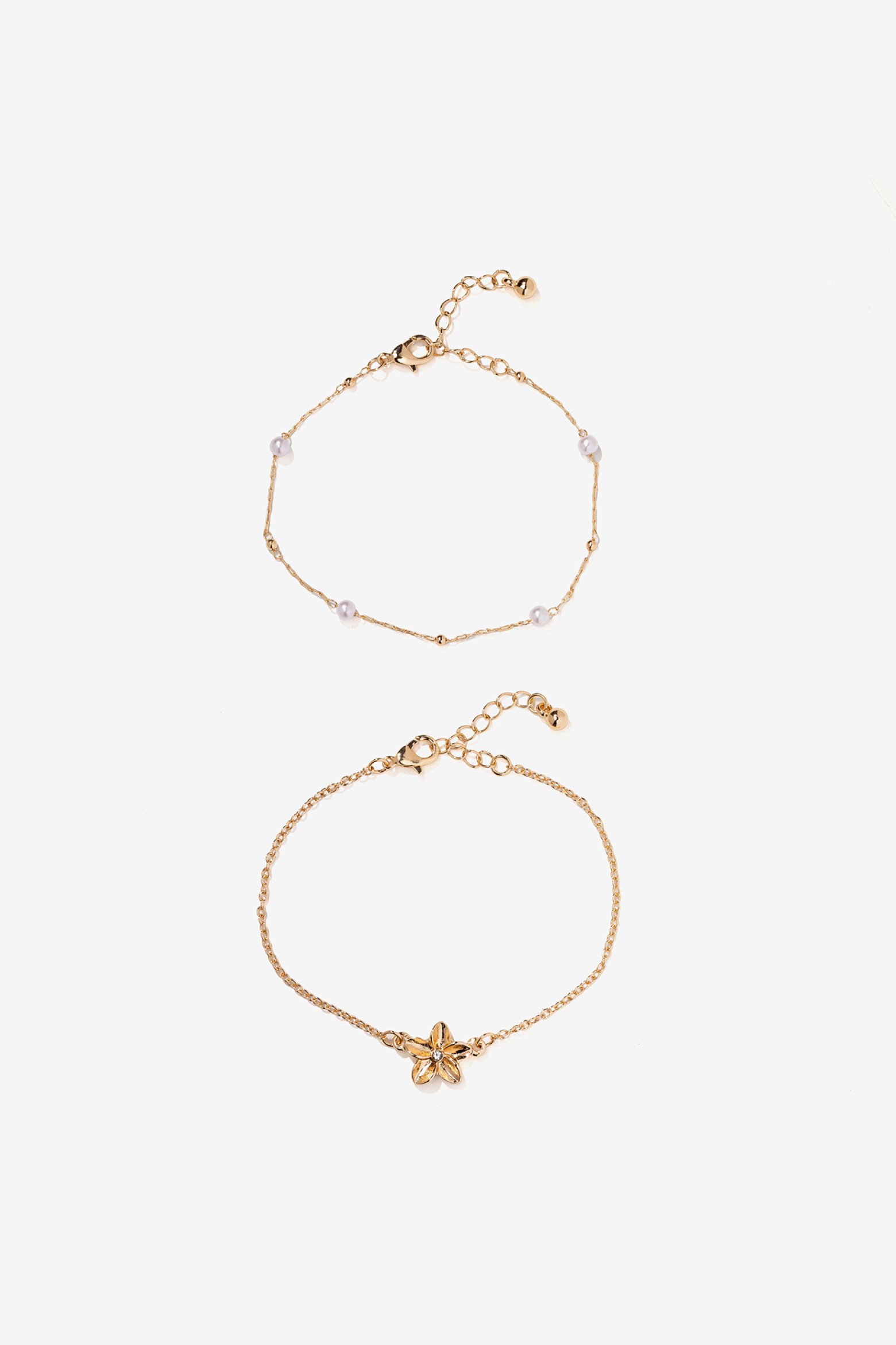 Gold Bracelet Set with Pearls