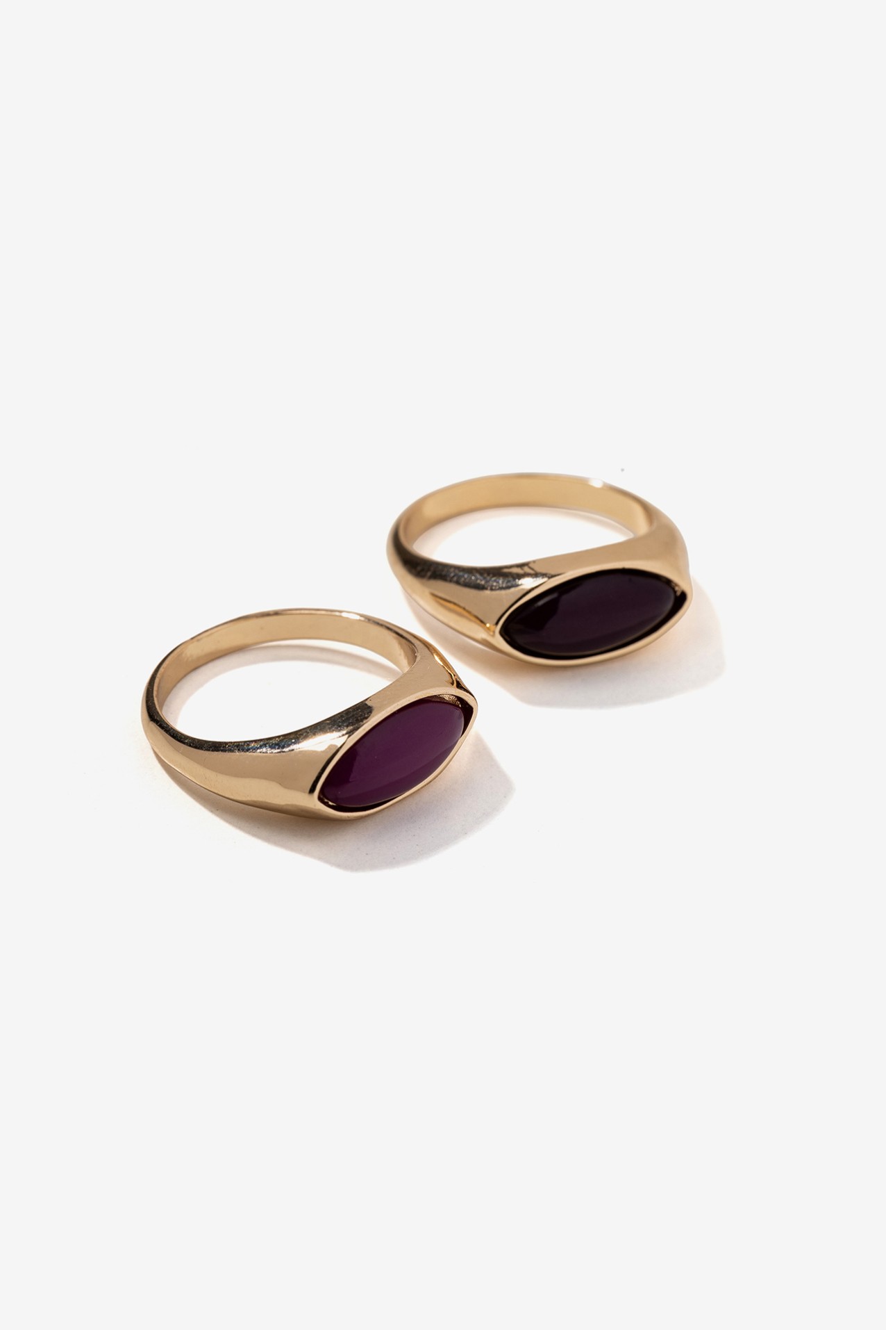 Gold Rings With Oval Stones