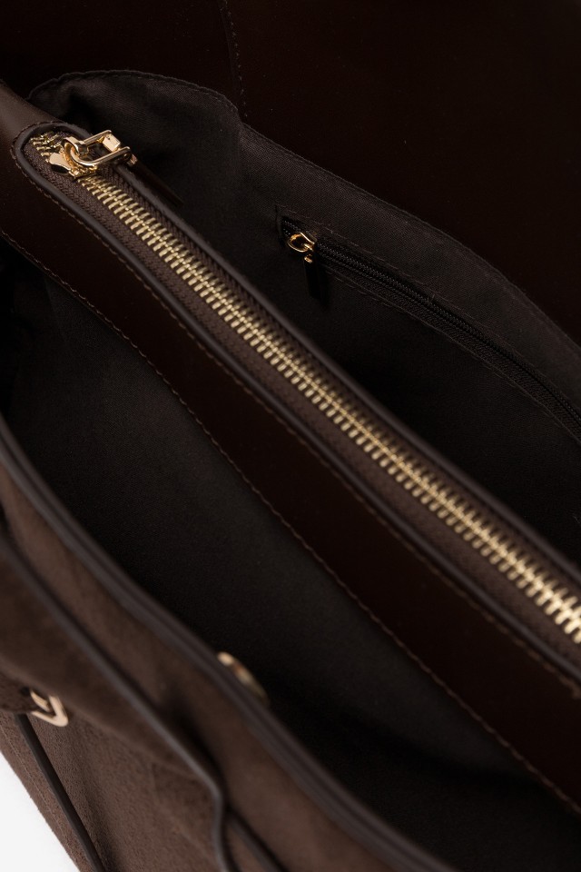 Carteira castanha com fivela Carteira castanha com fivela