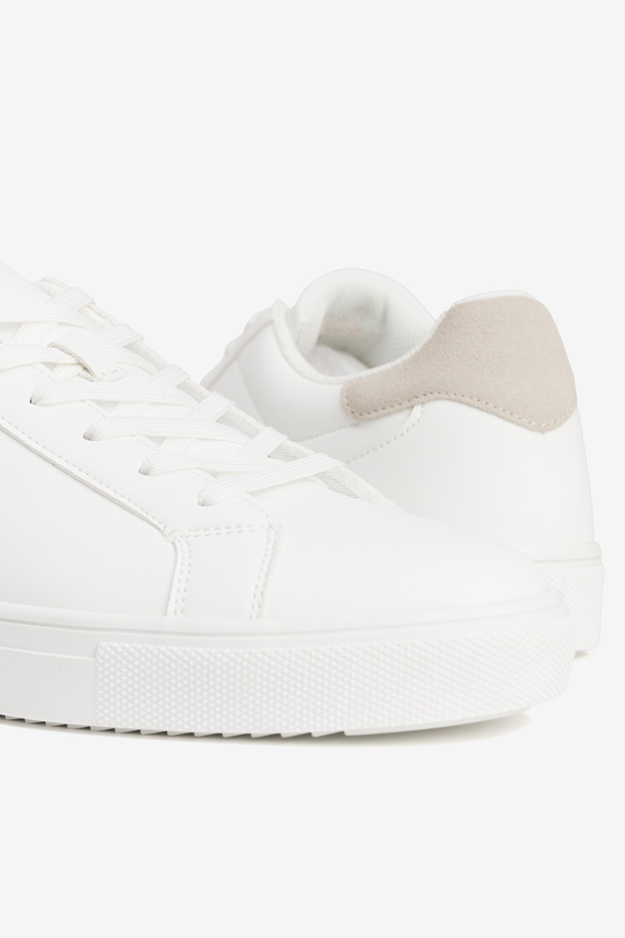 White Classic Sneakers