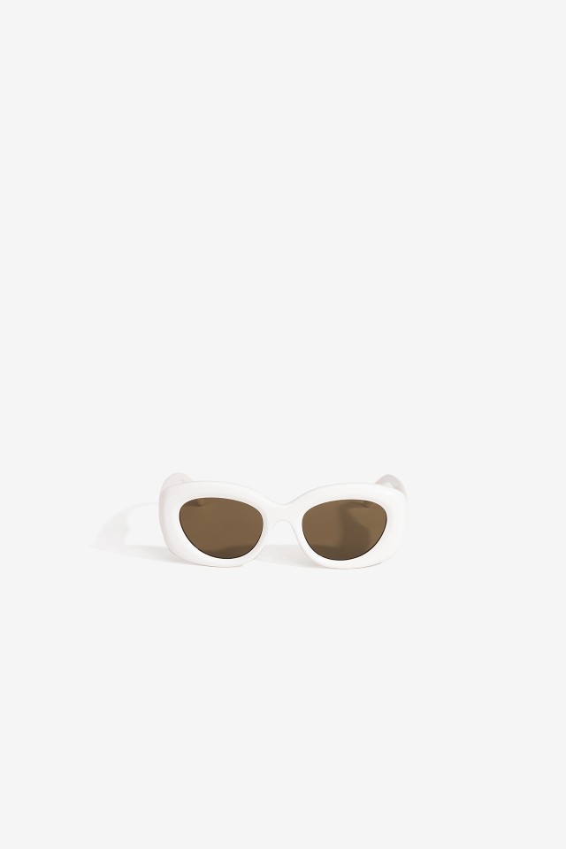 White chunky sunglasses