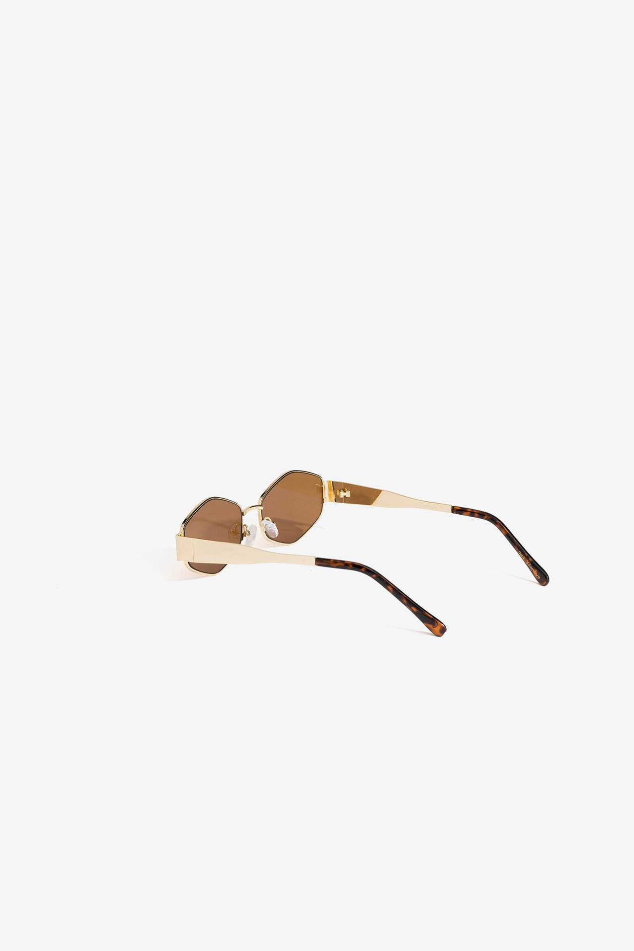 Gold Frame Geometric Sunglasses