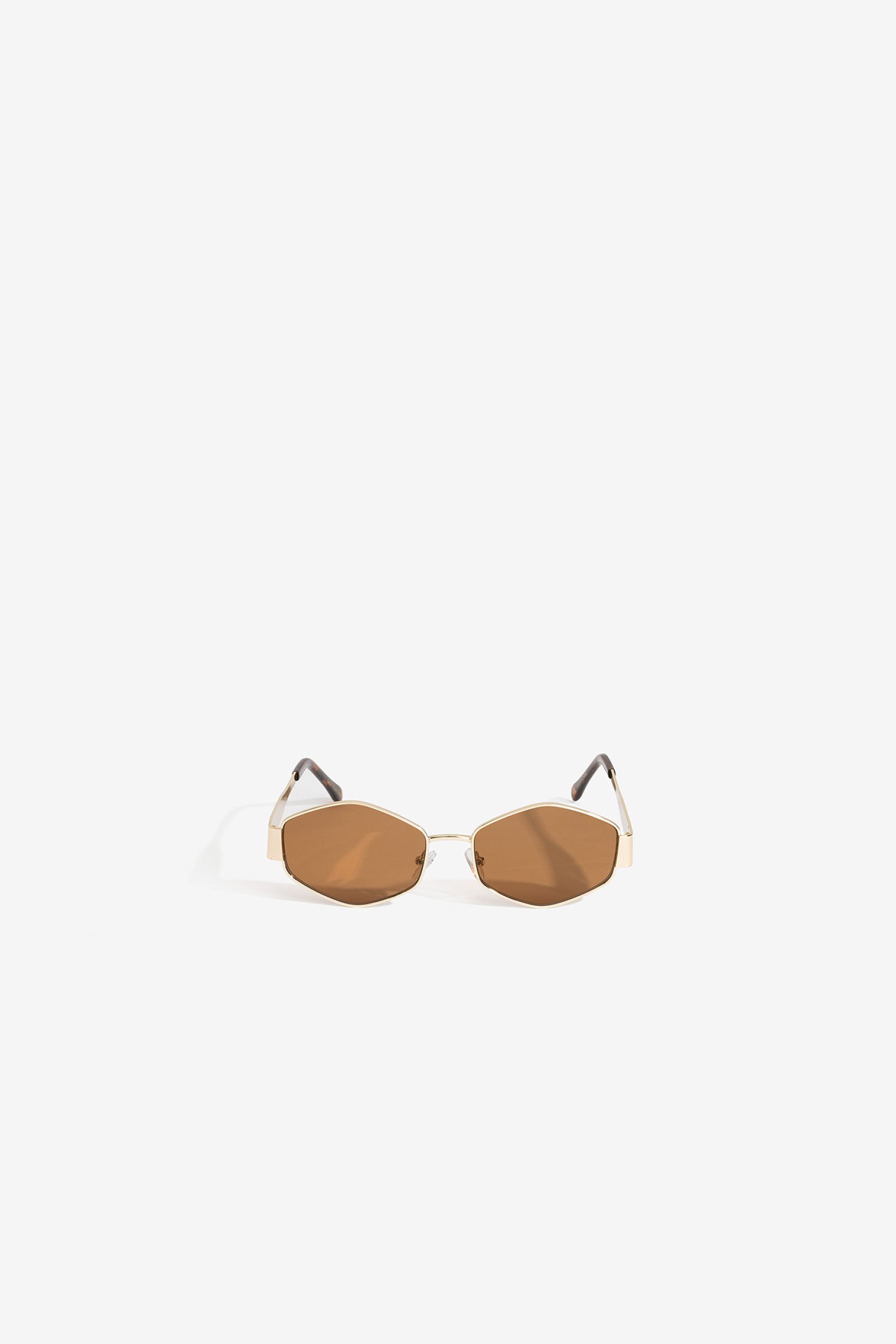 Gold Frame Geometric Sunglasses