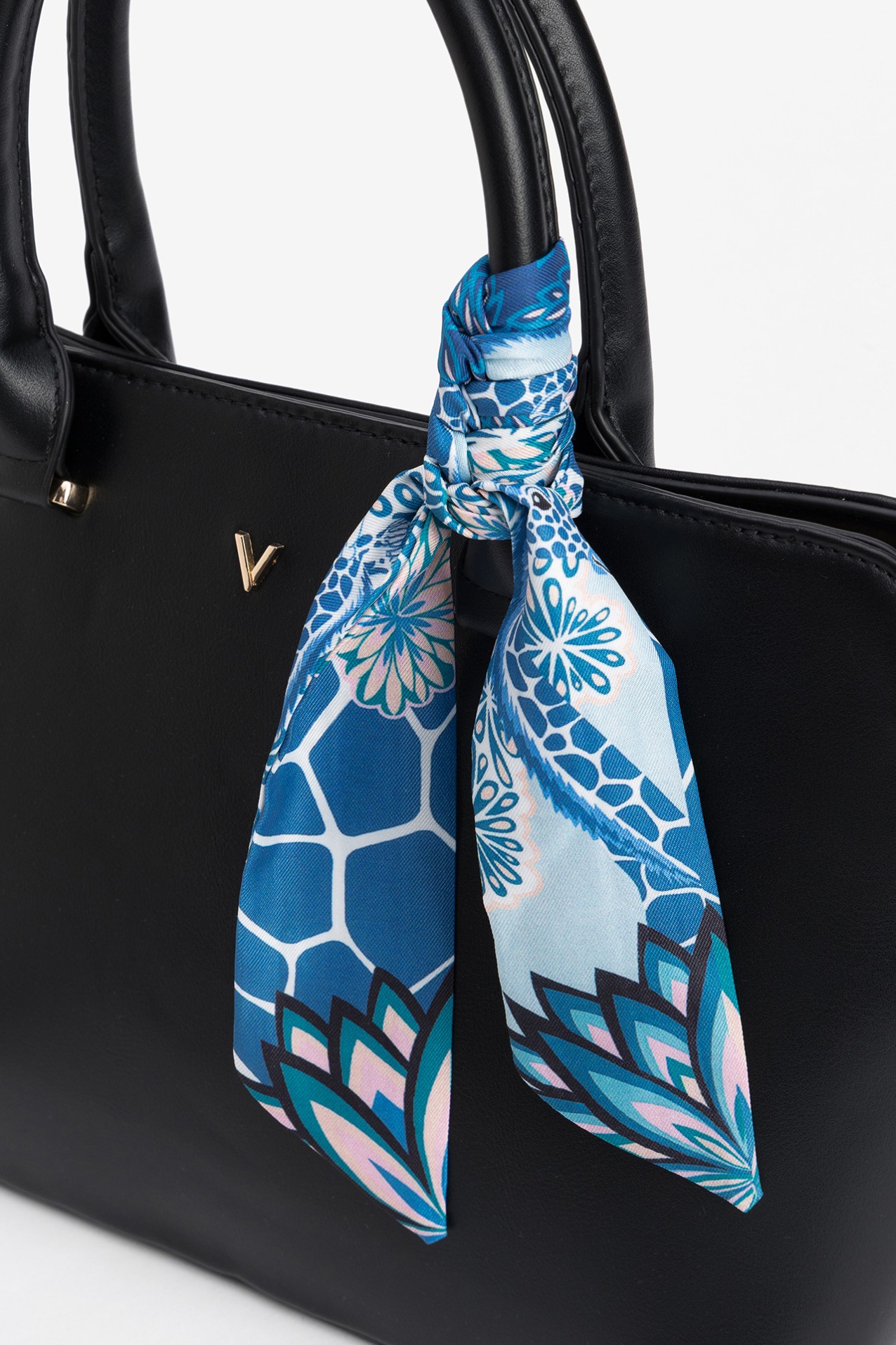 Black Structured Bag Scarf