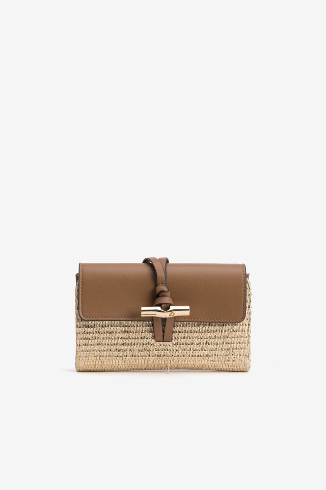 Porta-moedas bege com detalhe dourado