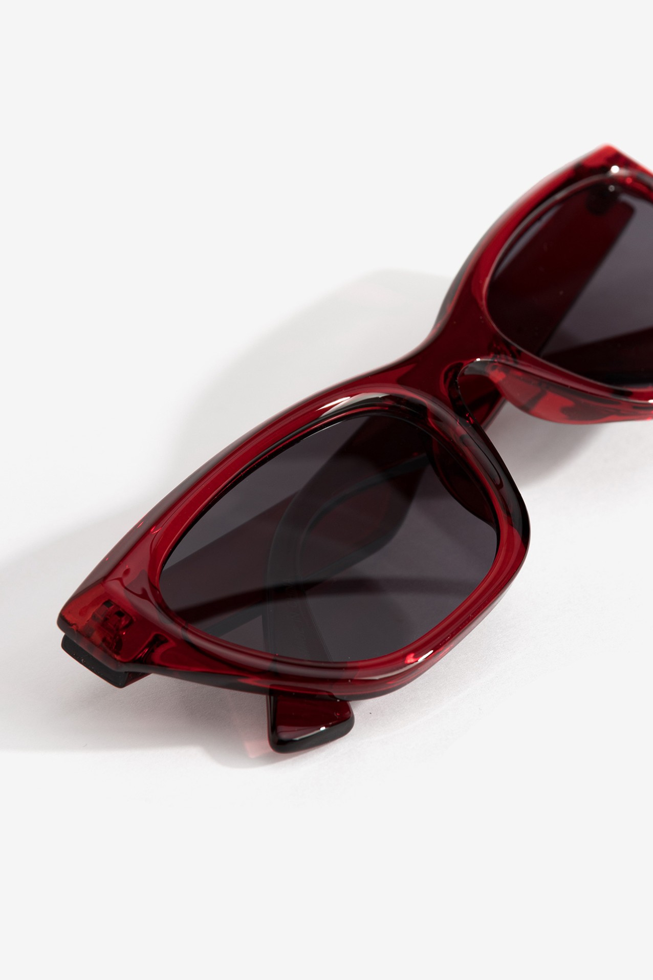 Translucent Red Retro Sunglasses