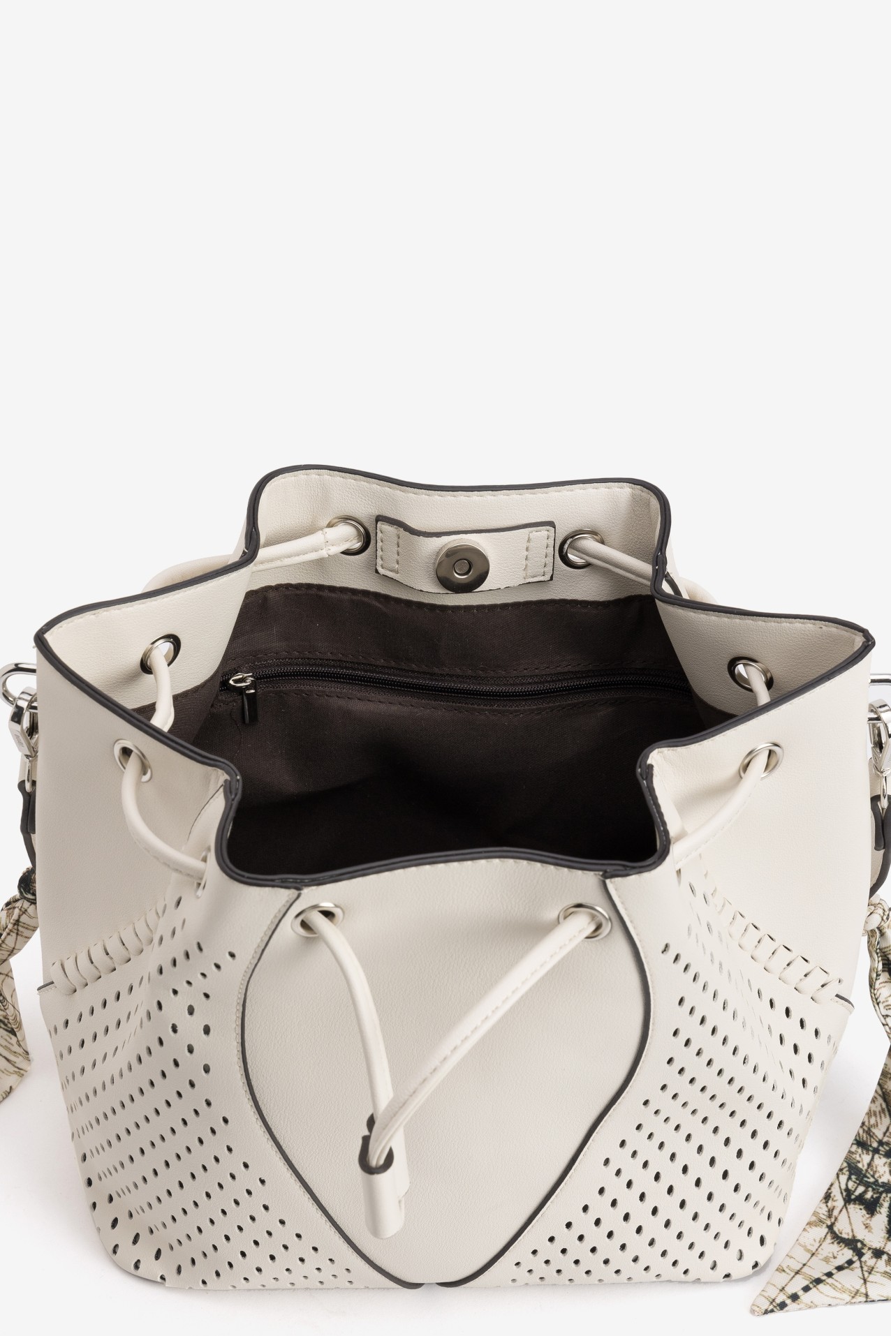 Bolso bucket color crudo