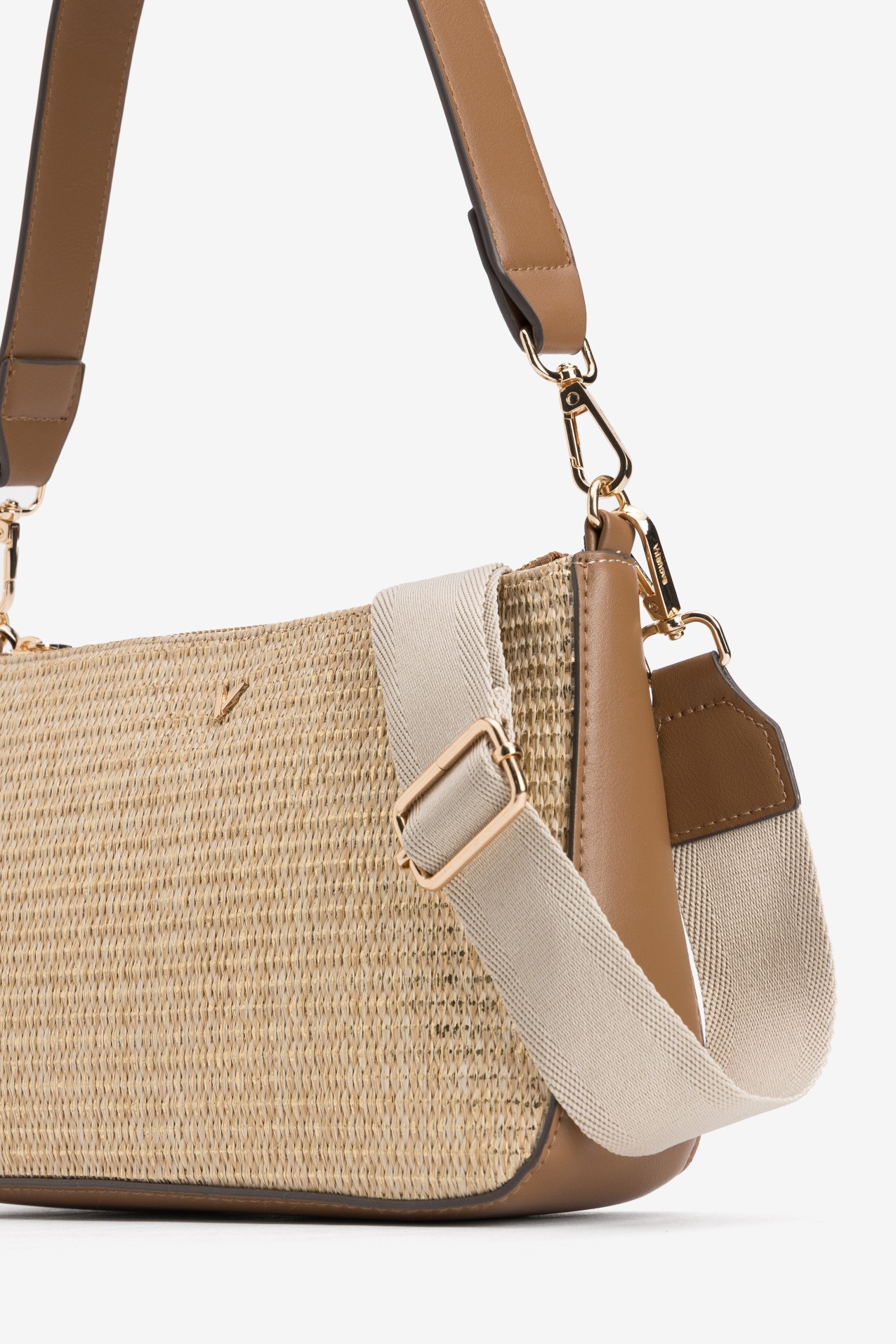 Cartera beige con correa ancha