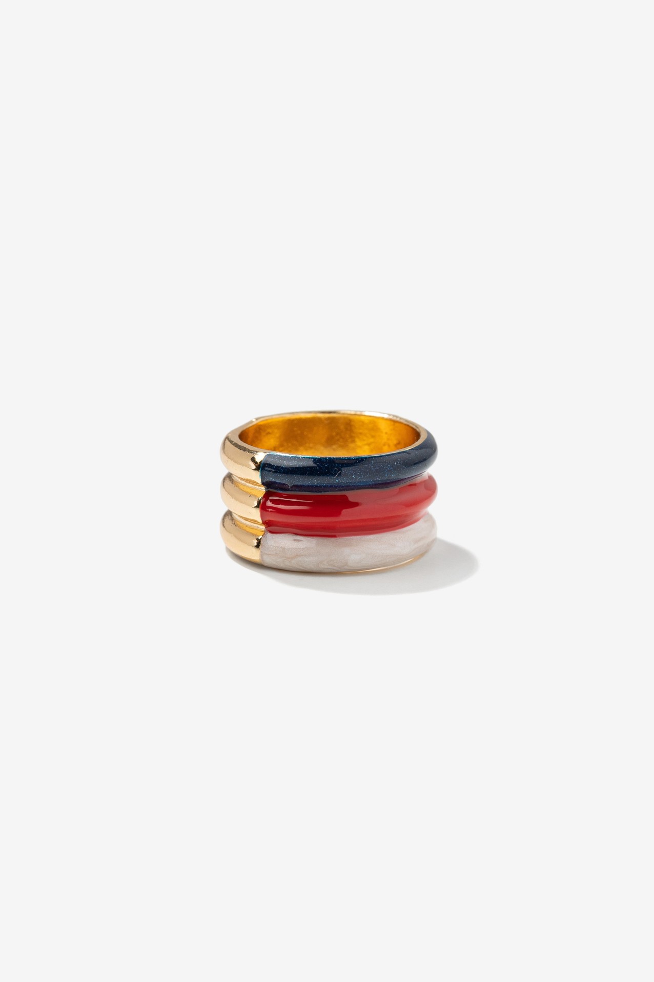 Gold wide ring with stripes