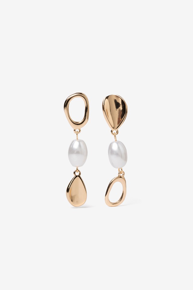 Gold Pearl Drop Earrings