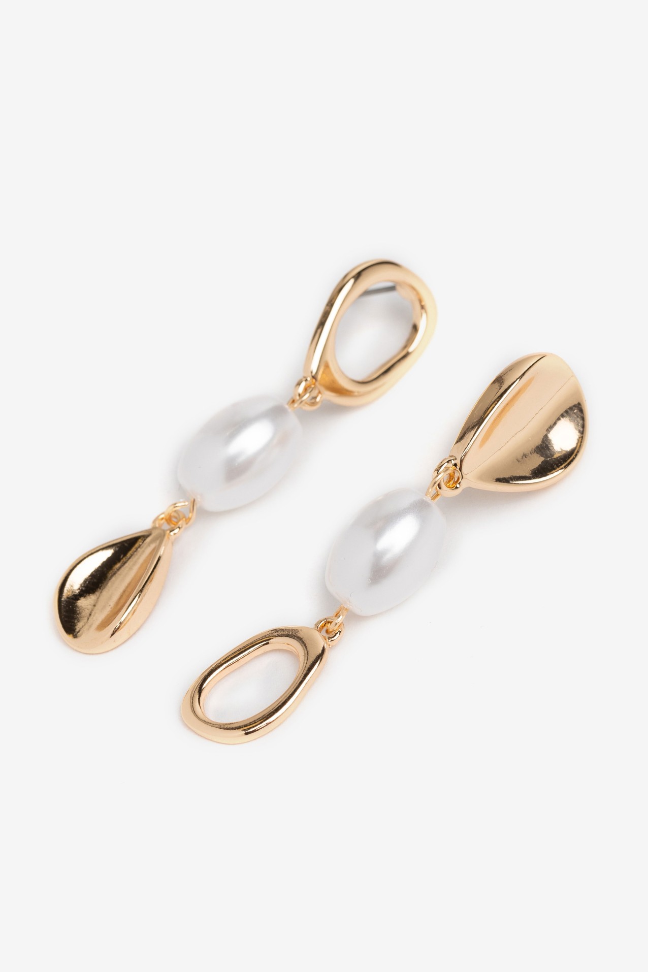 Gold Pearl Drop Earrings