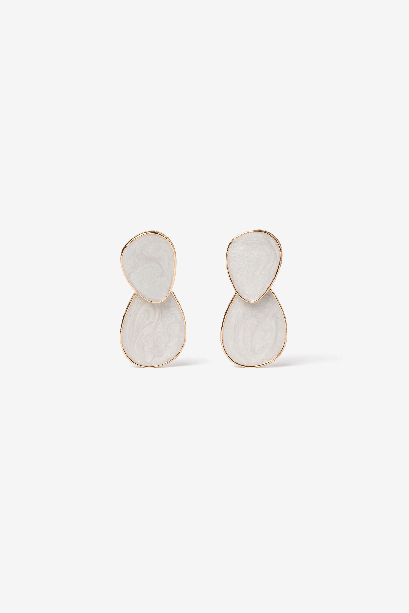 Golden Minimalist Drop Earrings