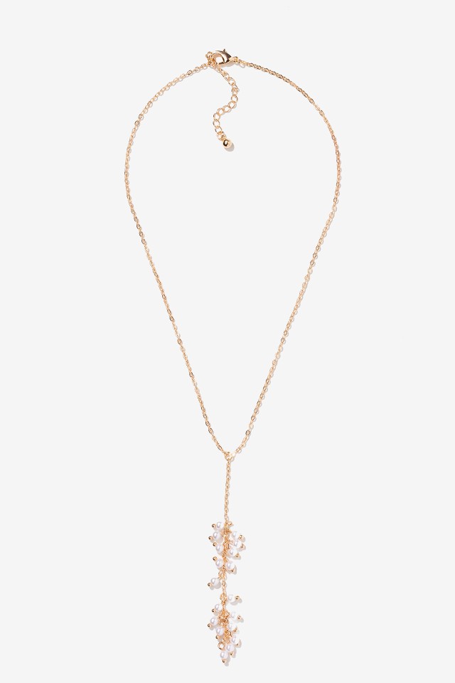 Gold Chain with Pearl Details