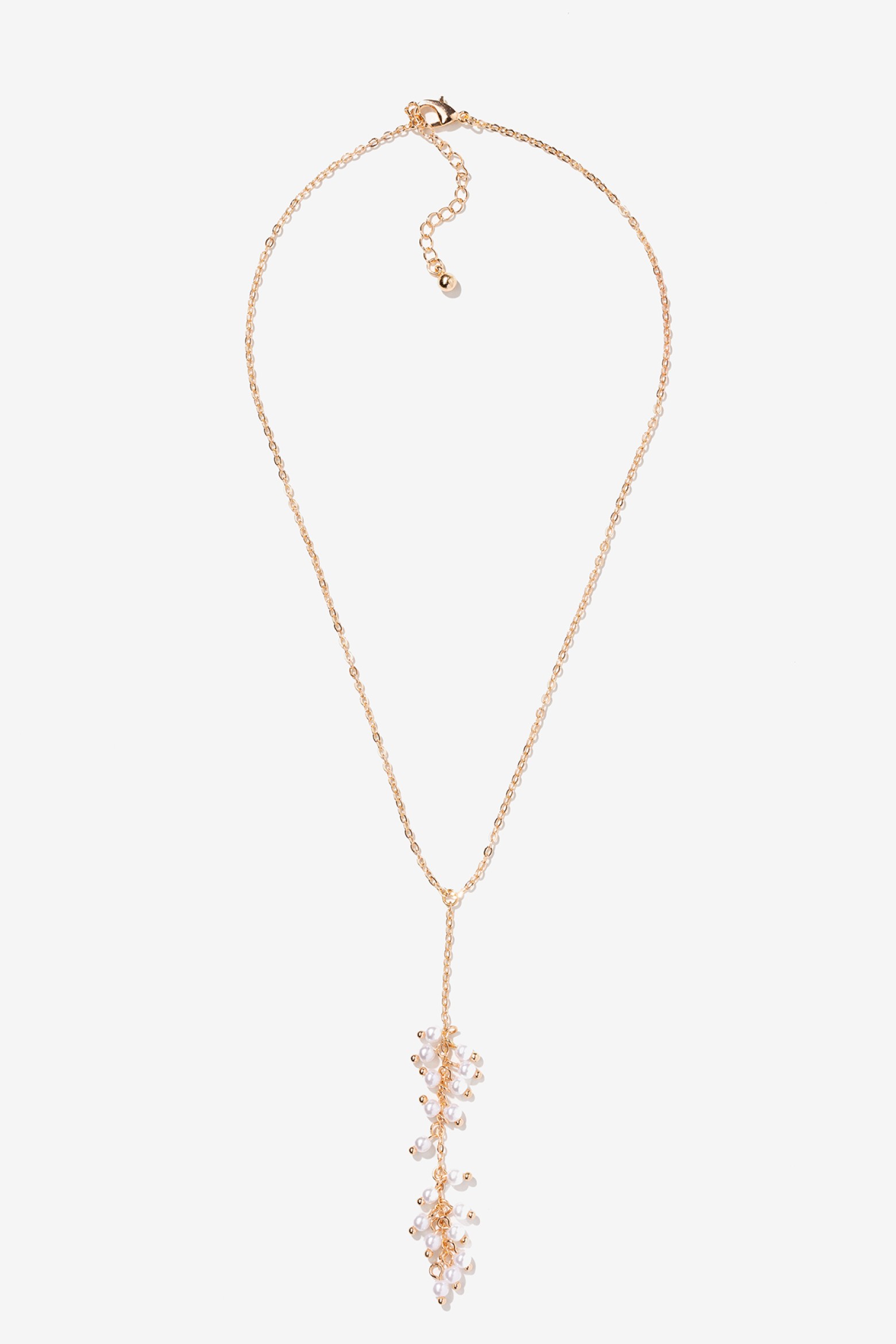 Collar dorado con perlas