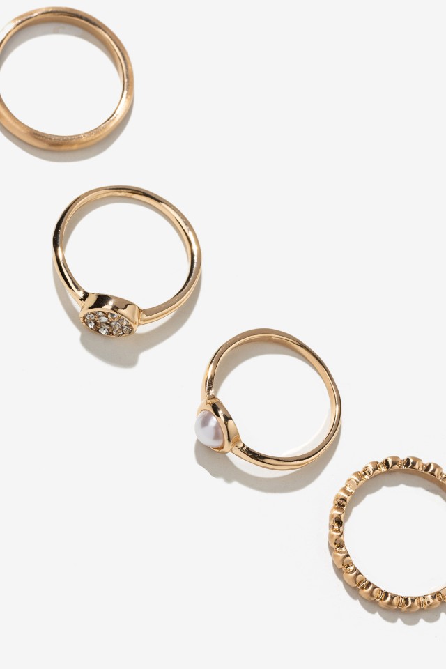 Set Of Four Gold Rings Set Of Four Gold Rings