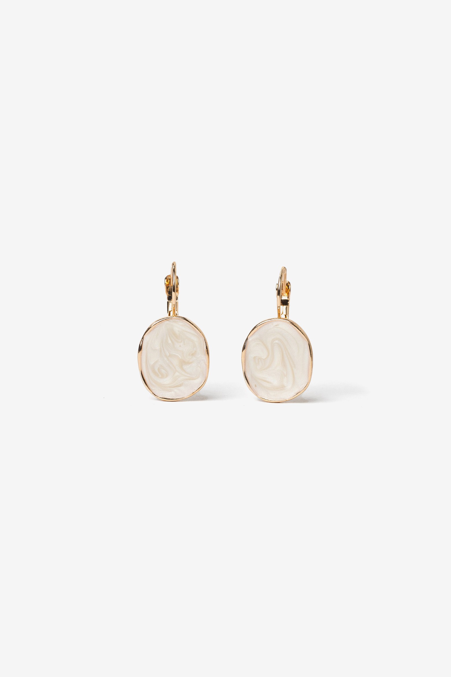Gold Round Earrings