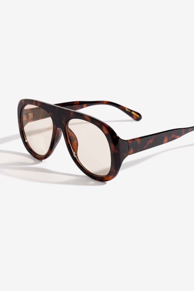 Brown Tortoiseshell Retro Sunglasses Brown Tortoiseshell Retro Sunglasses