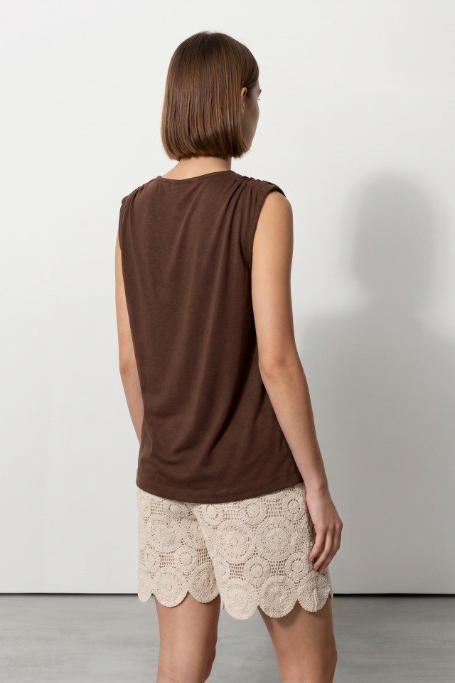 Brown Sleeveless T-shirt Ties Brown Sleeveless T-shirt Ties