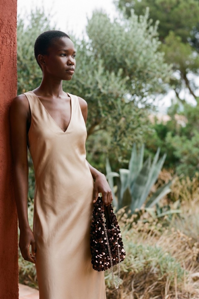 Vestido slim tom camel Vestido slim tom camel
