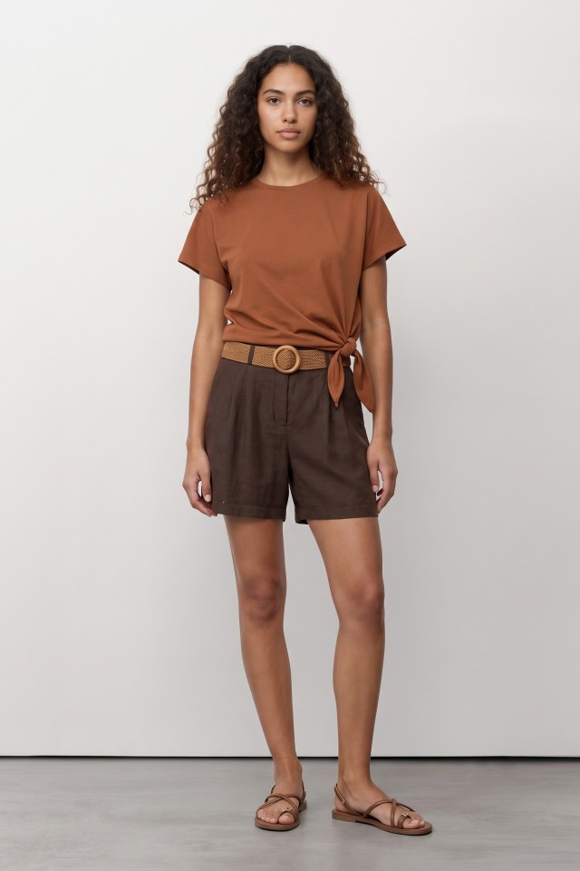 T-shirt regular laranja nó lateral T-shirt regular laranja nó lateral