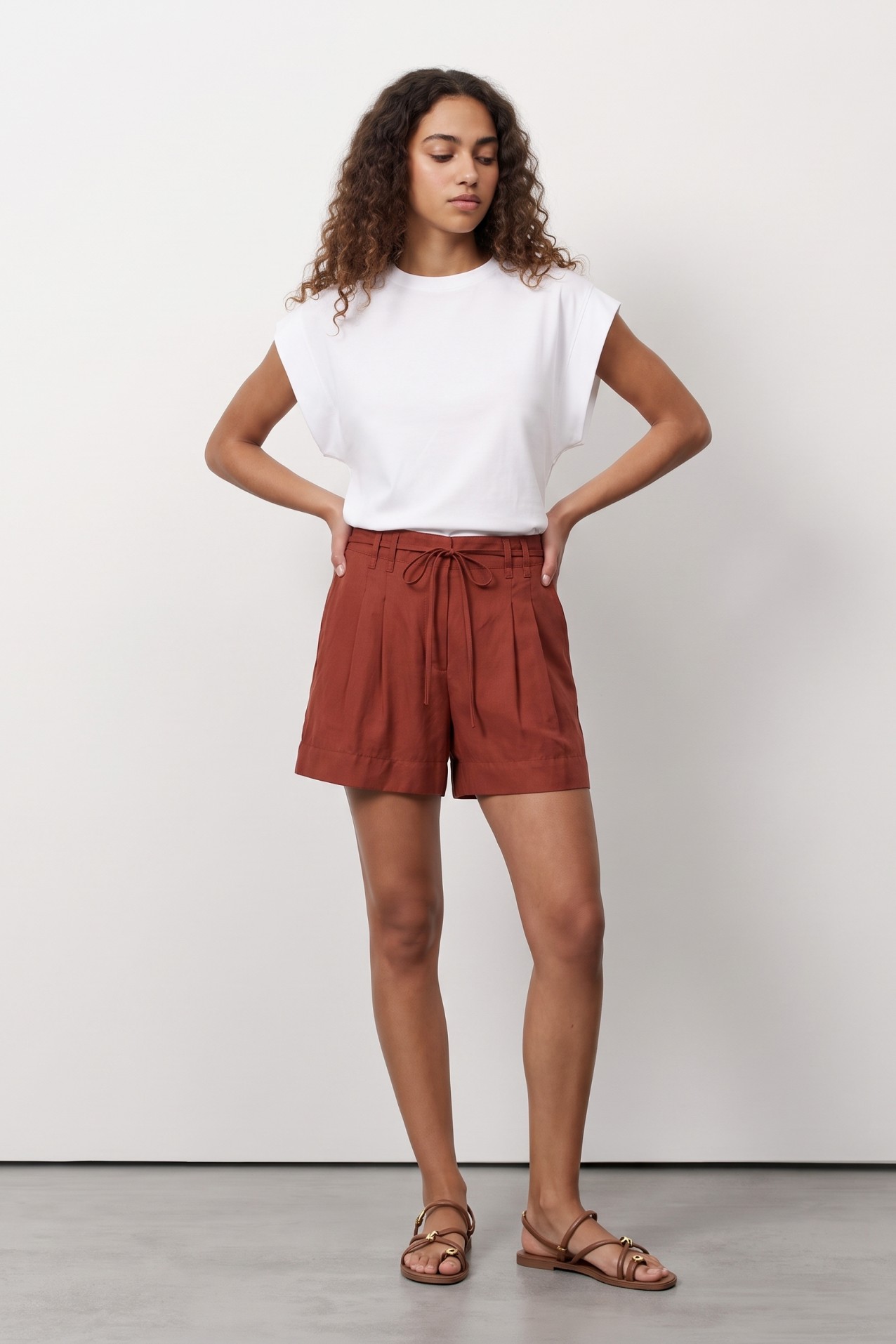 White Minimalist Straight T-shirt
