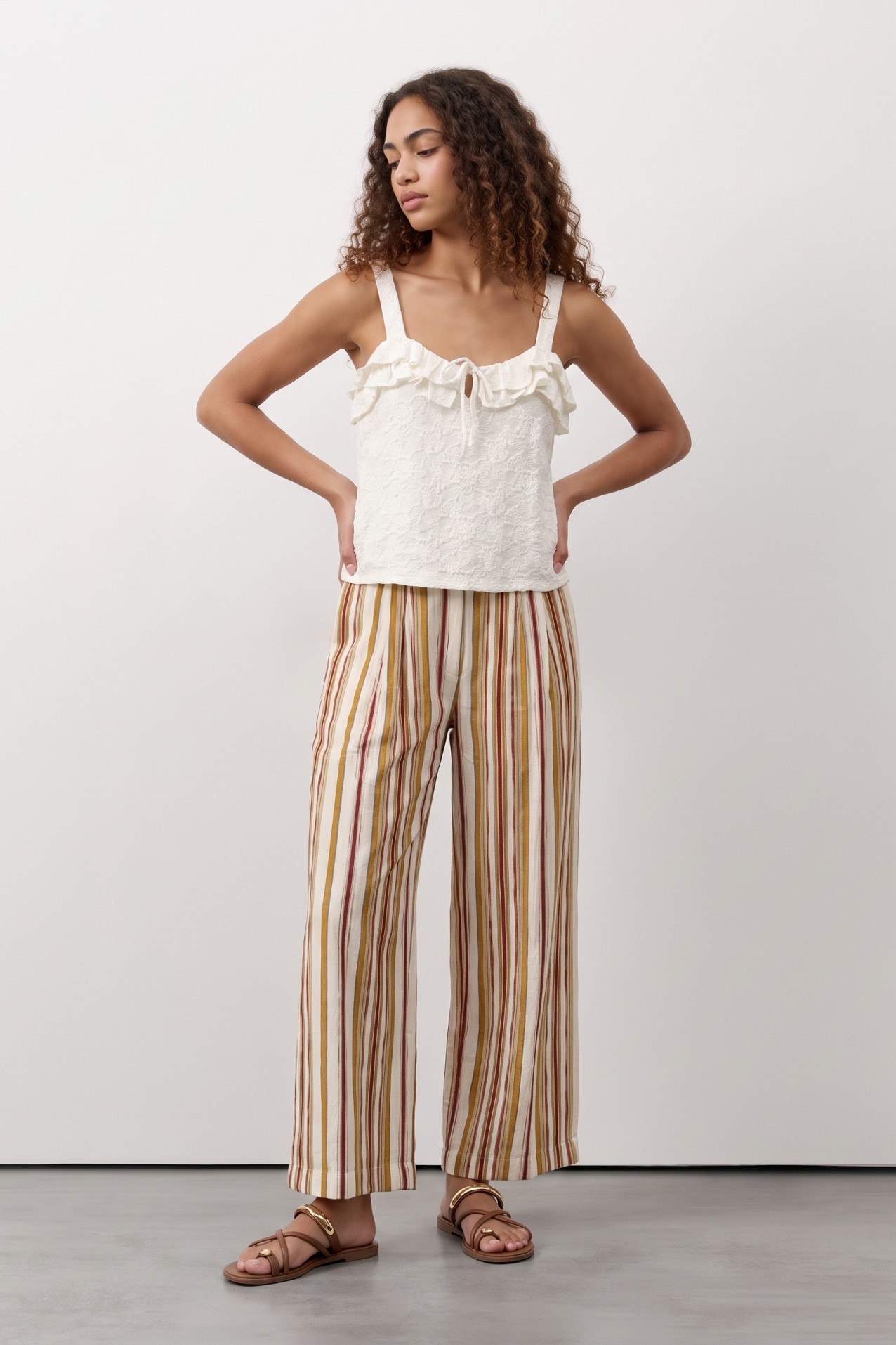 Beige ruffled crop top