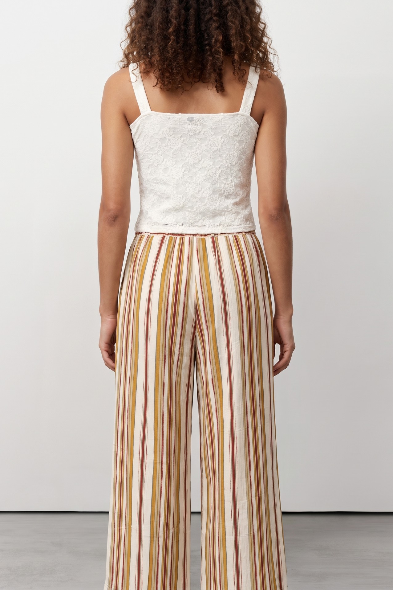 Beige ruffled crop top