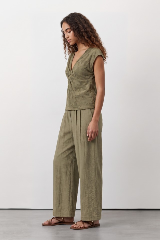 Calças culotte verde oliva Calças culotte verde oliva