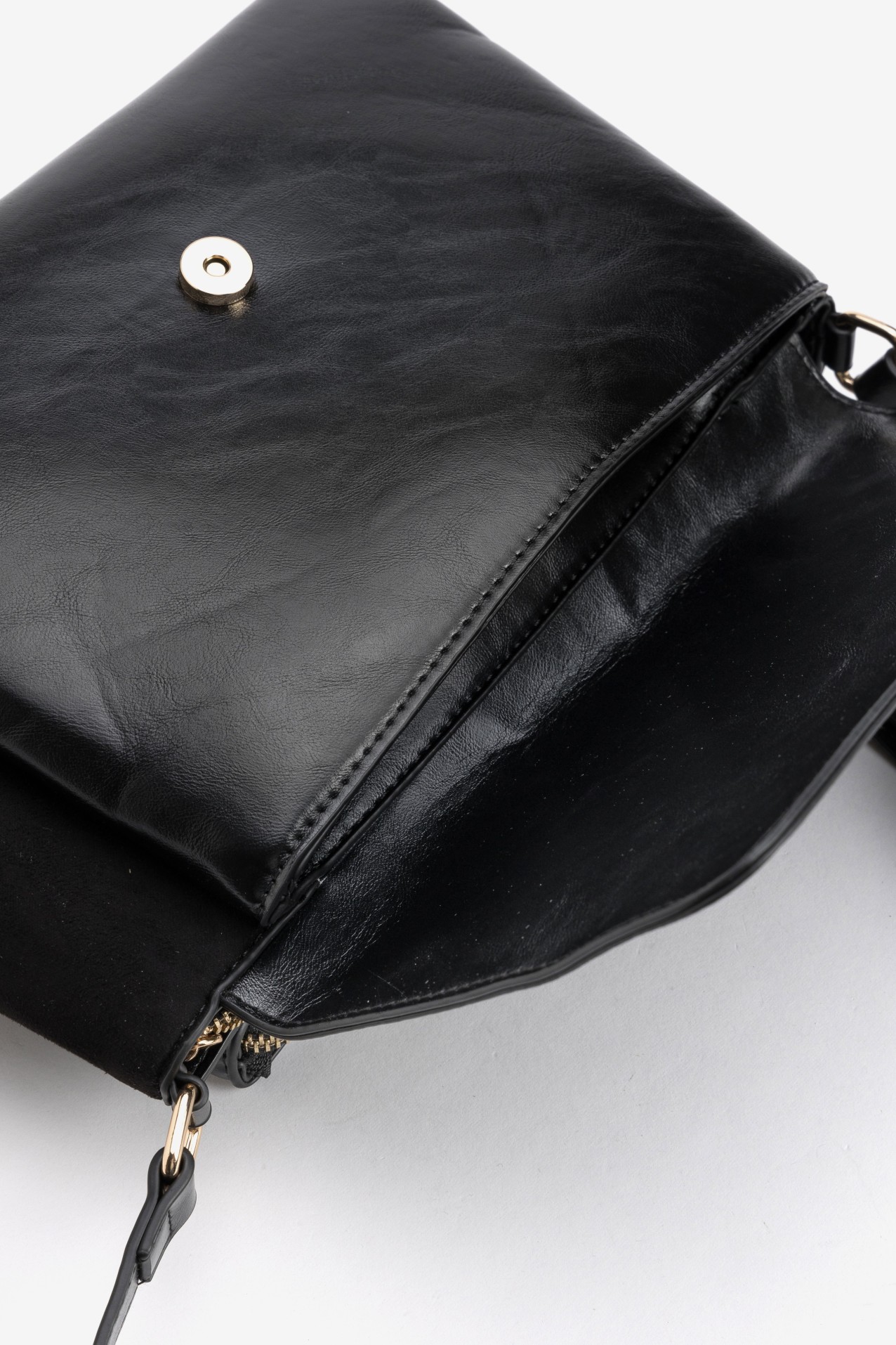 Black Minimalist Wallet Bag