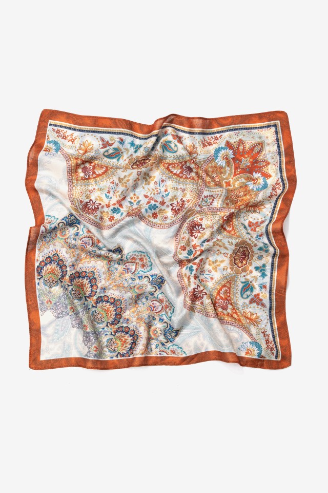 Pa�uelo cuadrado floral laranja