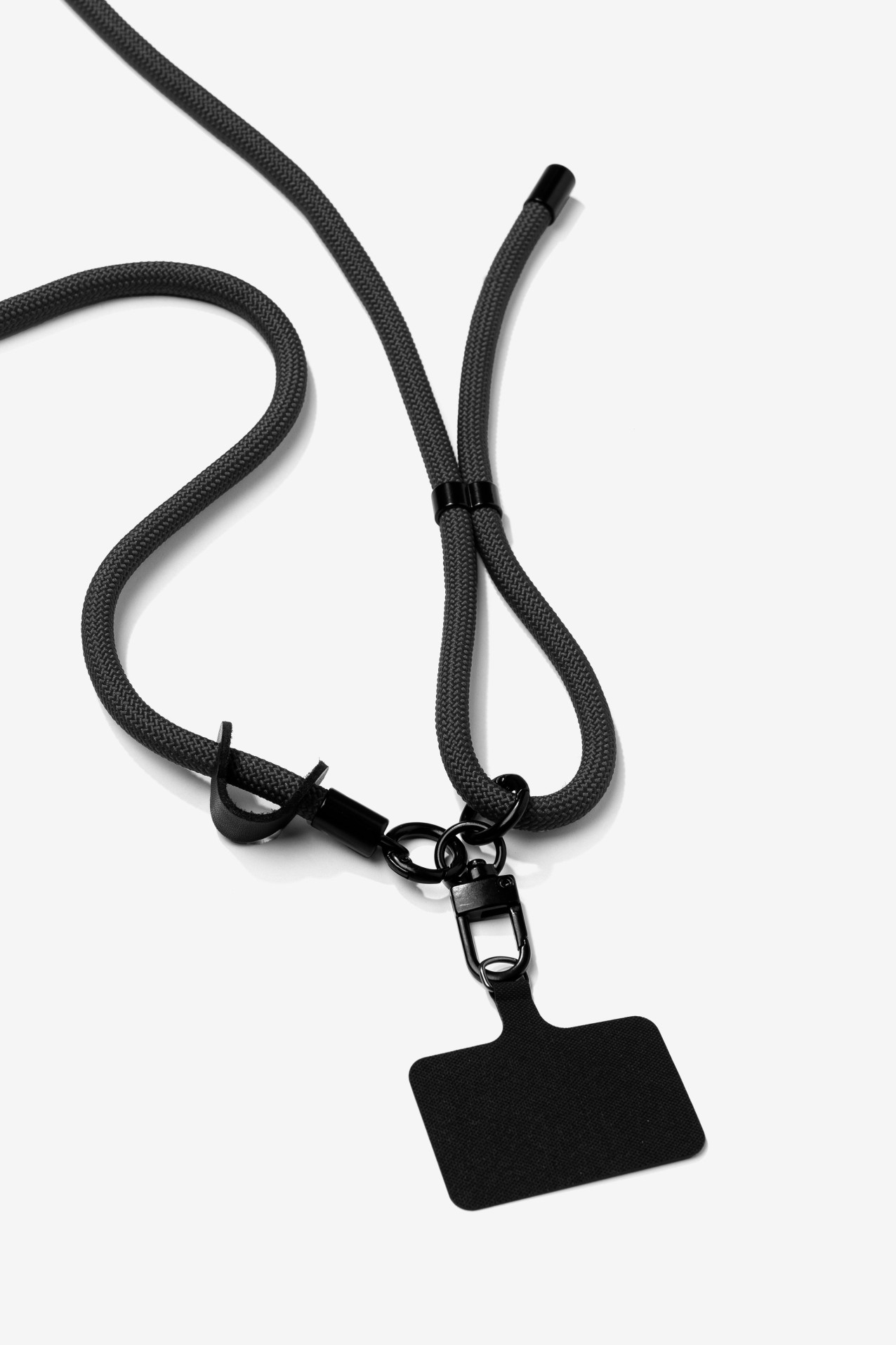 Black Eyewear Chain Accessory