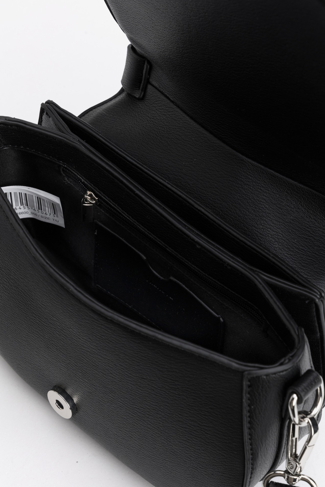 Cartera negra con asa corta