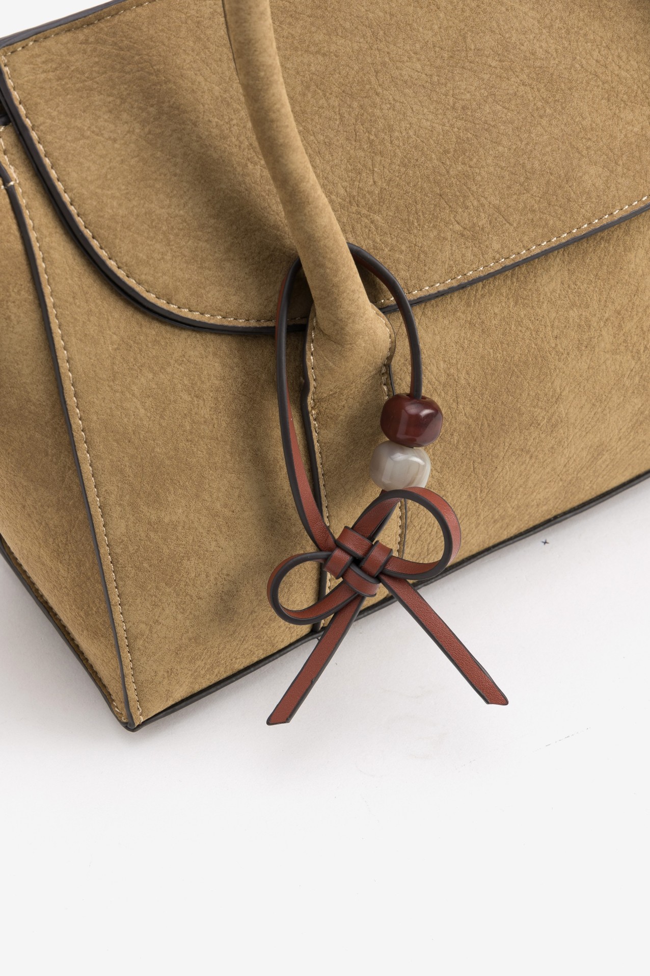 Brown handbag with bow detail