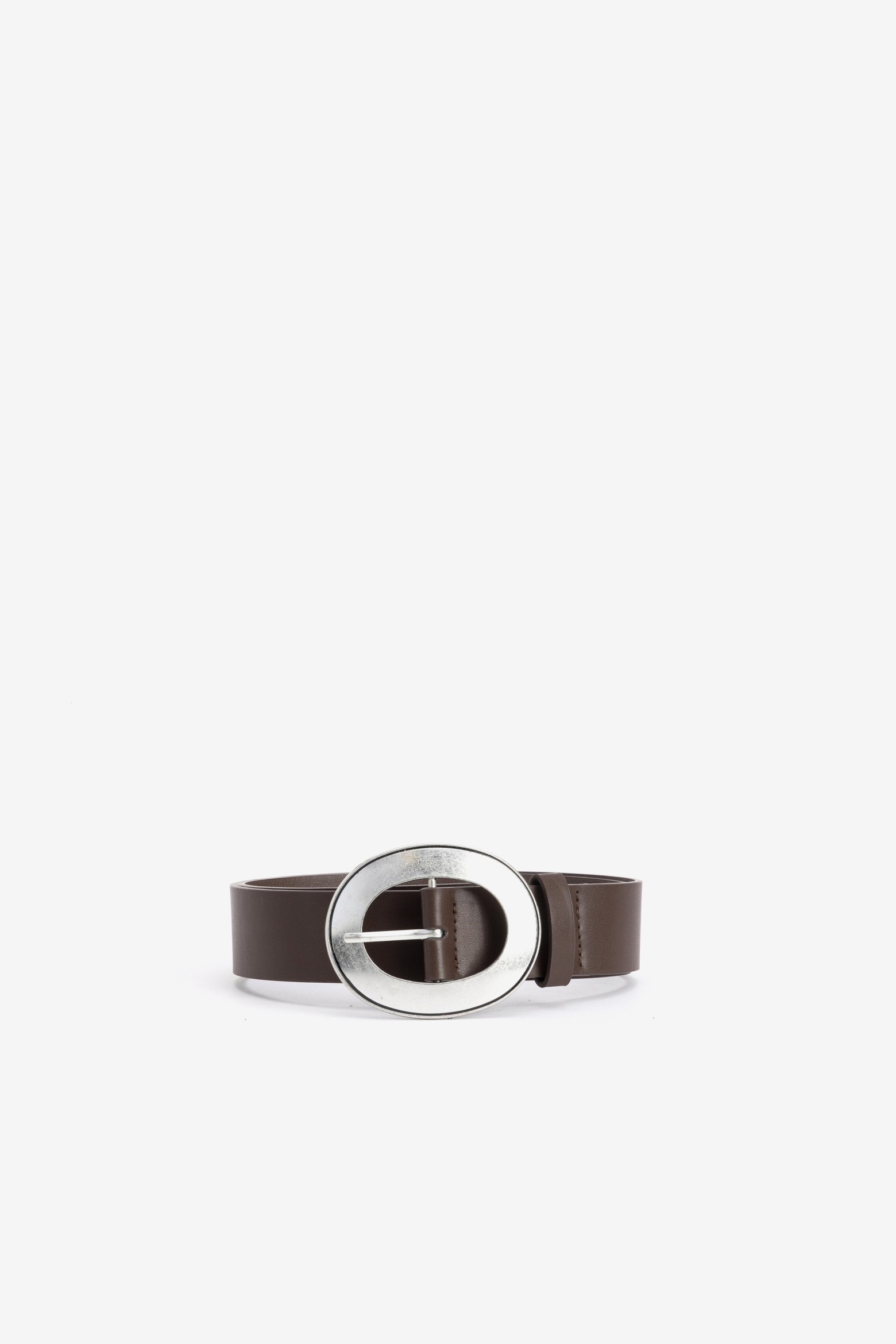 Cinto castanho fivela oval