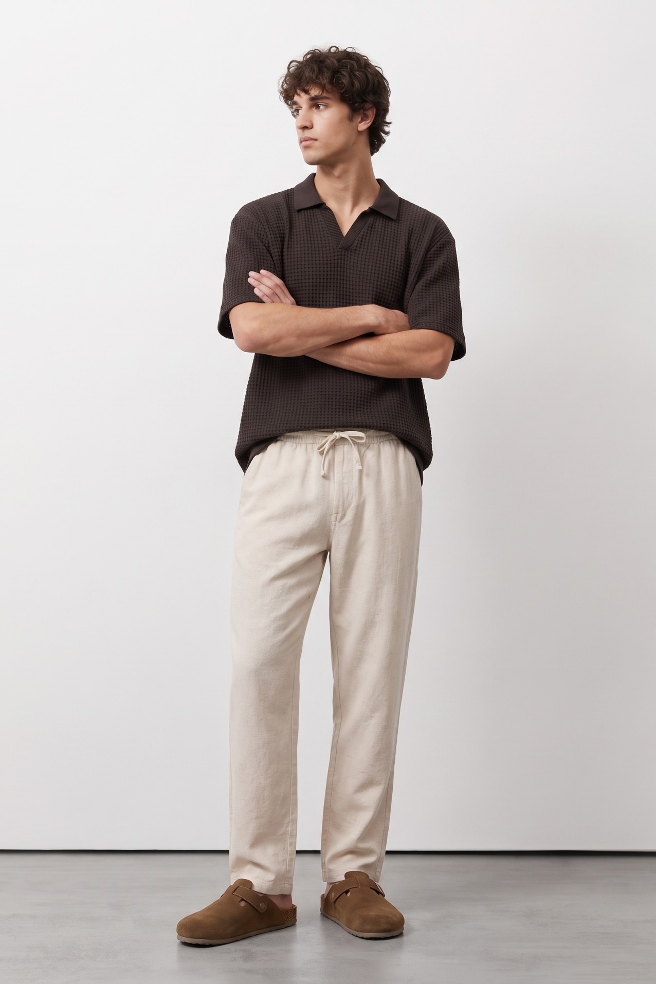 Polo marr�n textura waffle