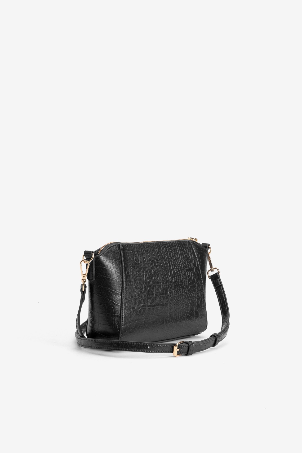 Cartera negra texturizada compacta
