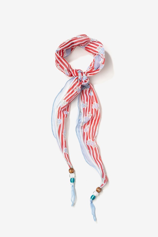 Bandana vermelha floral boho