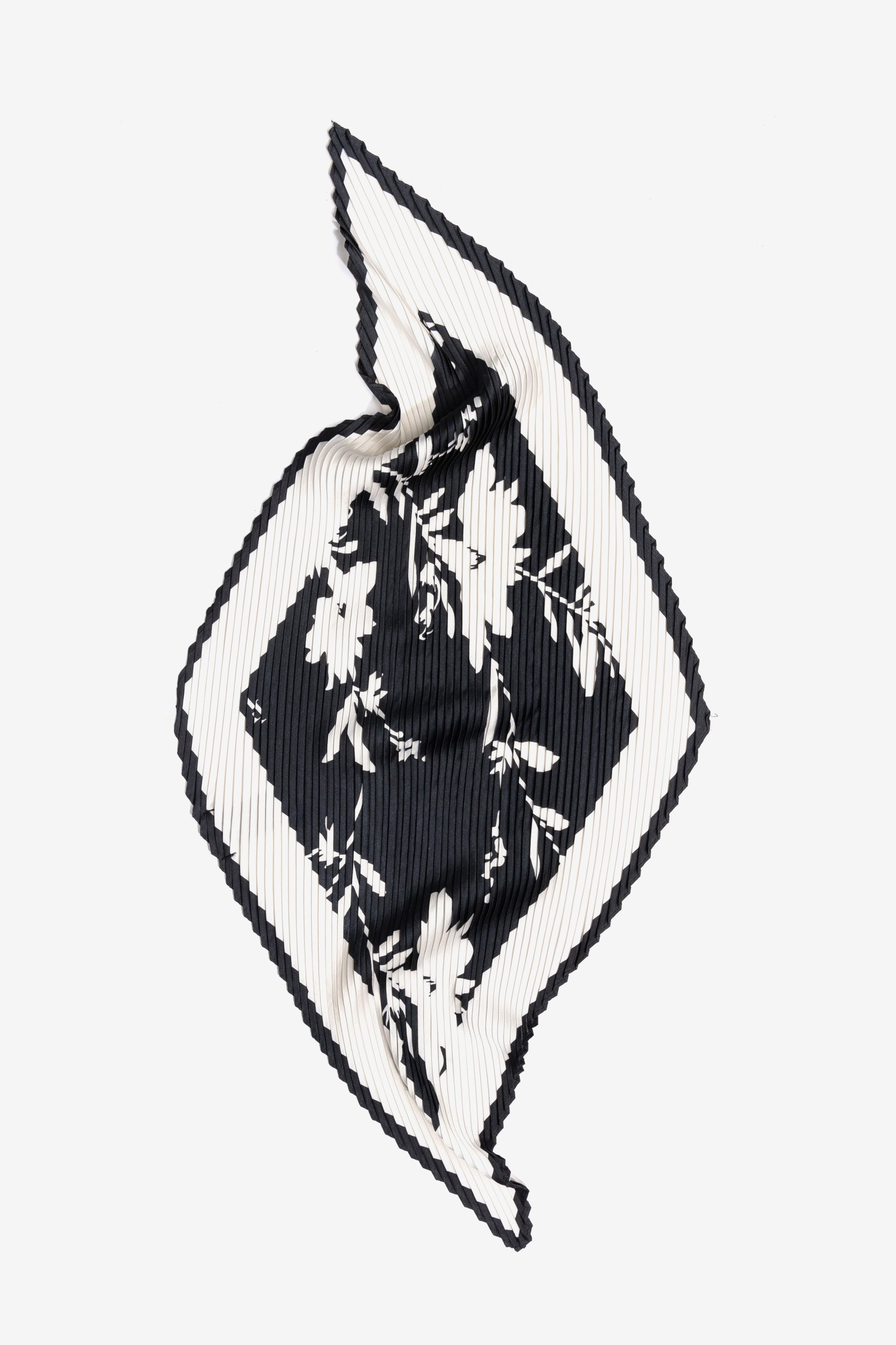 Black Floral Pleated Bandana