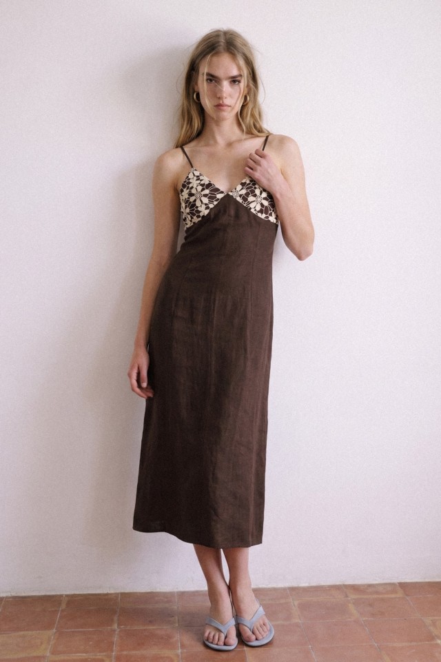Brown Floral Trim Slim Dress Brown Floral Trim Slim Dress