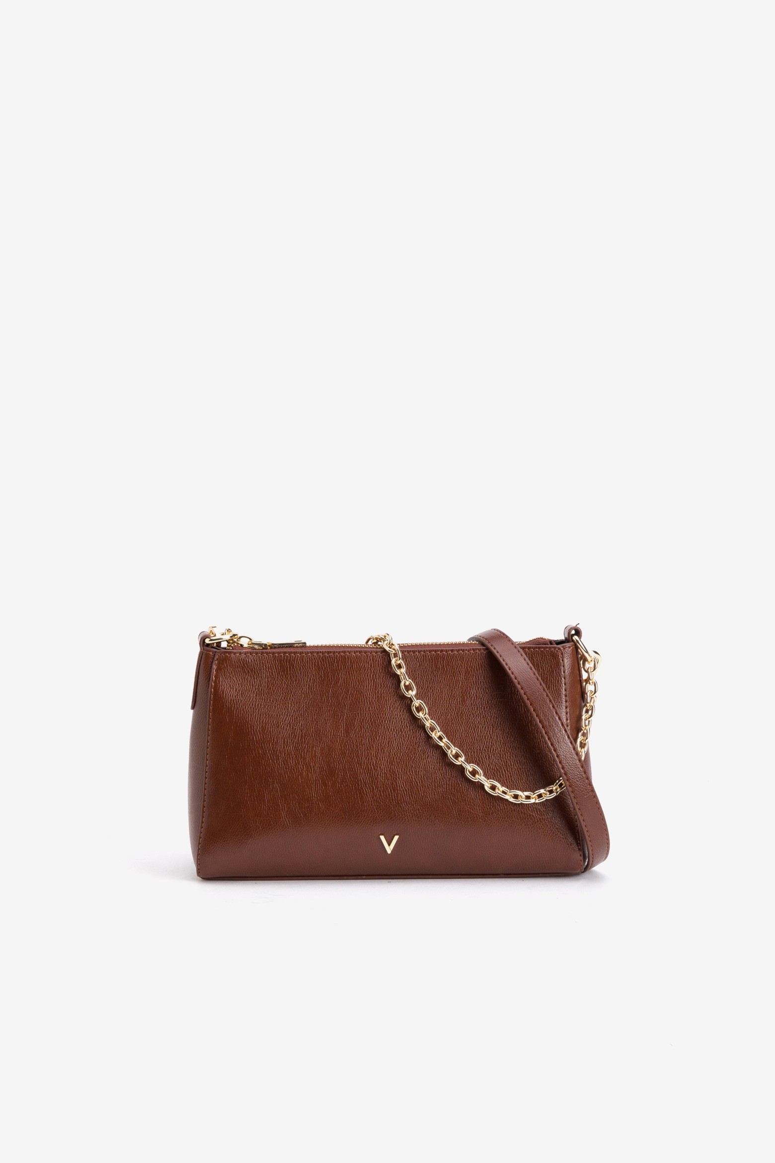 Cartera marrón con cadena dorada