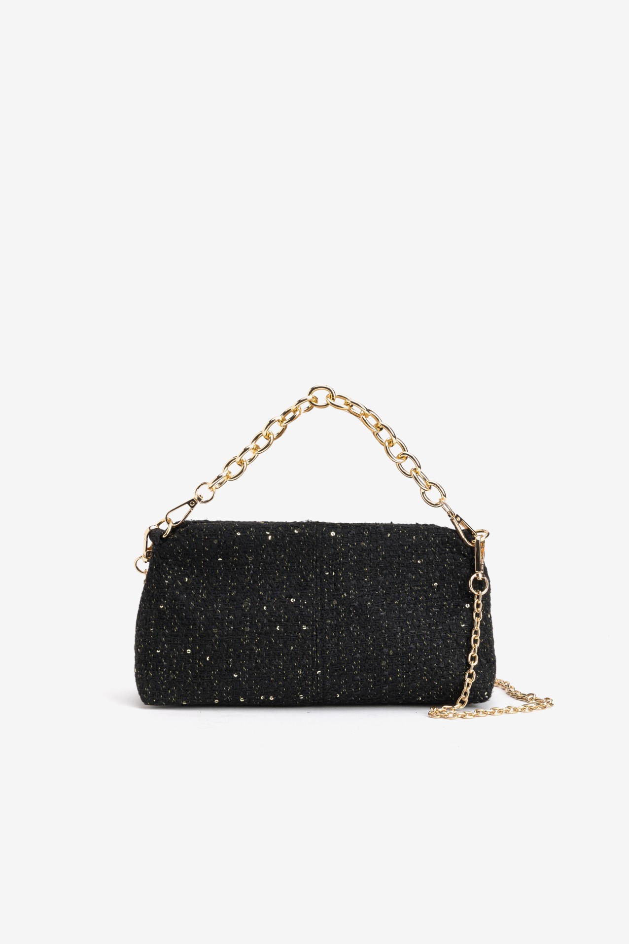 Cartera negra con cadena