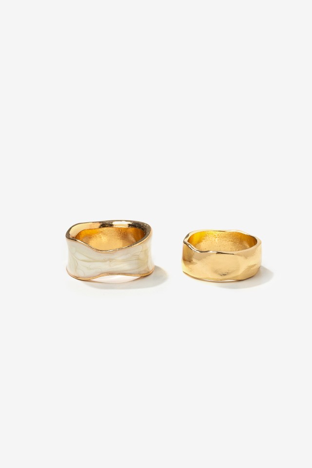 Set of Gold-Tone Rings