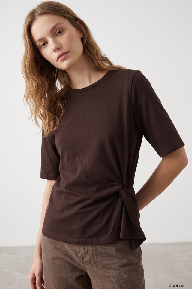 Brown Slim Fit T-shirt