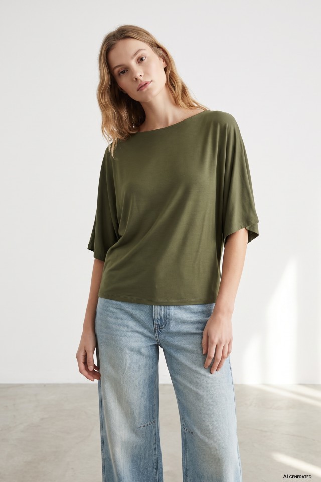 Green Oversize Minimal T-shirt