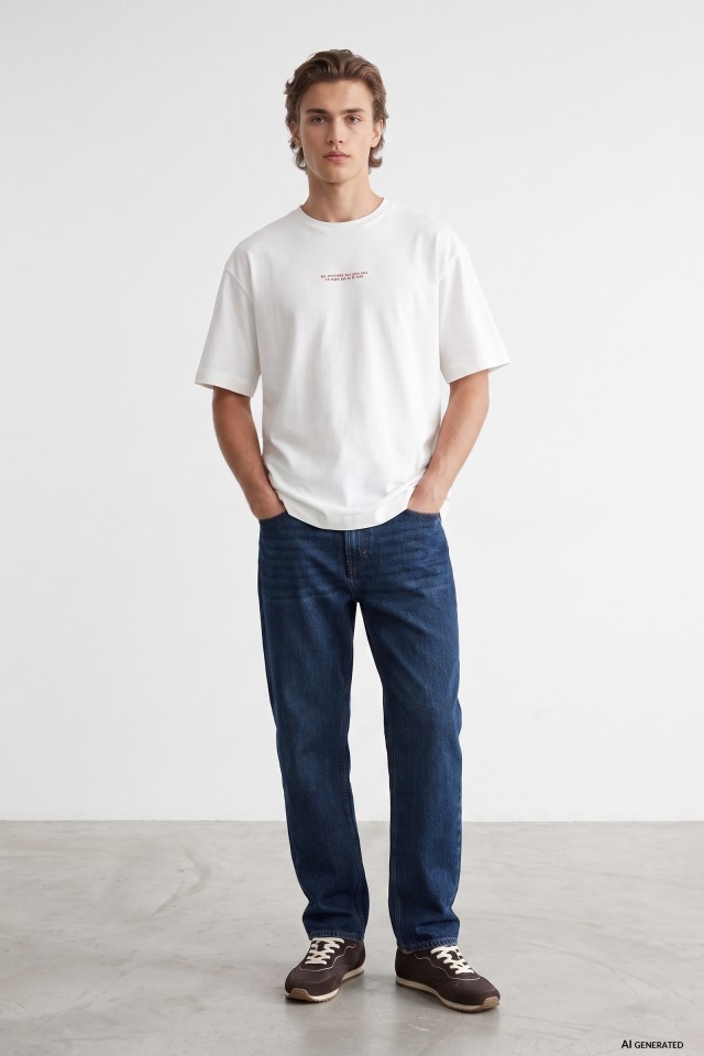 Straight Fit Dark Jeans