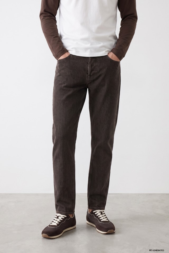 Loose Fit Brown Jeans