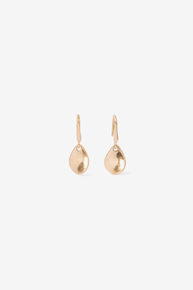 Brincos dourados minimalistas