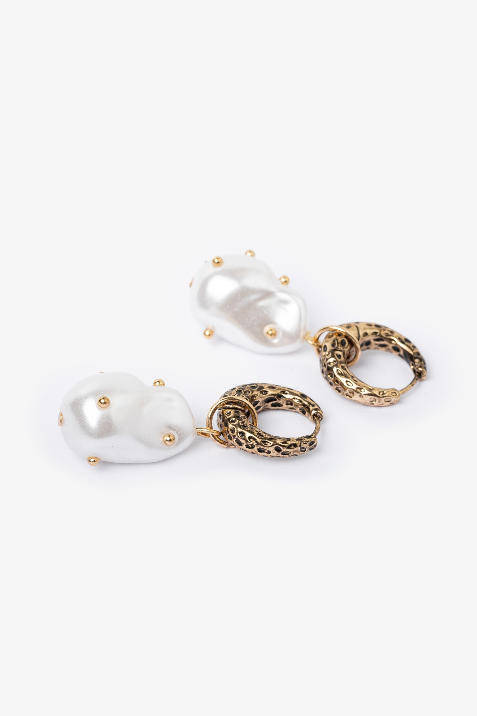 Gold Textured Pearl Earrings