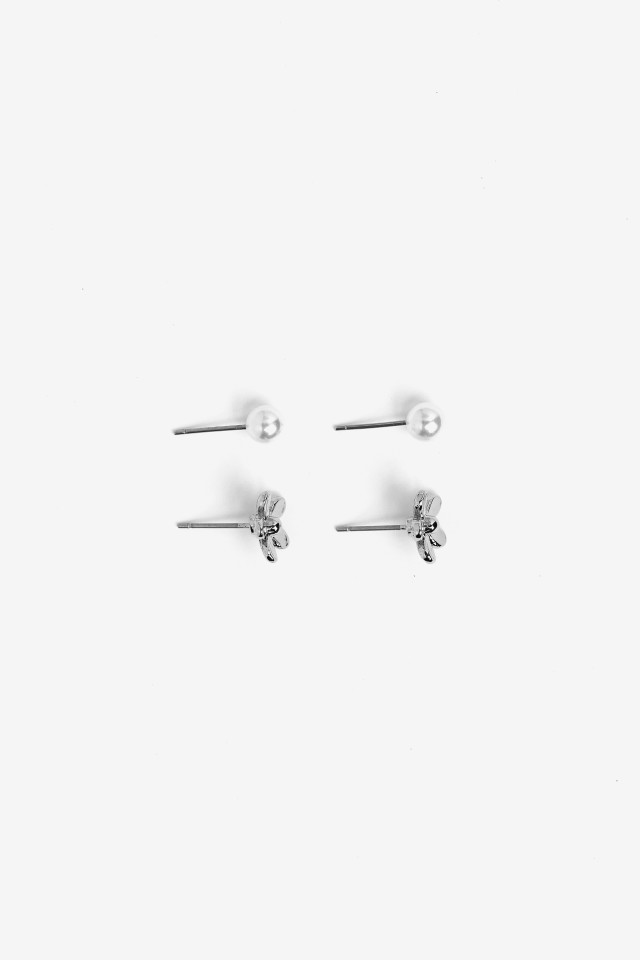 Silver Flower Stud Earrings